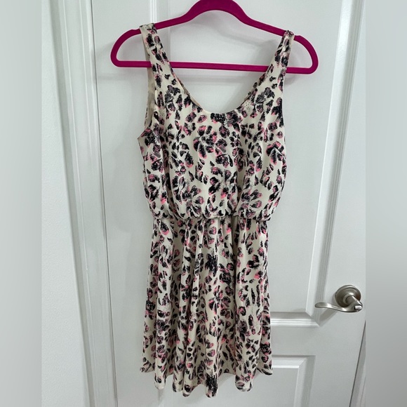 Lush mini dress - Picture 1 of 4